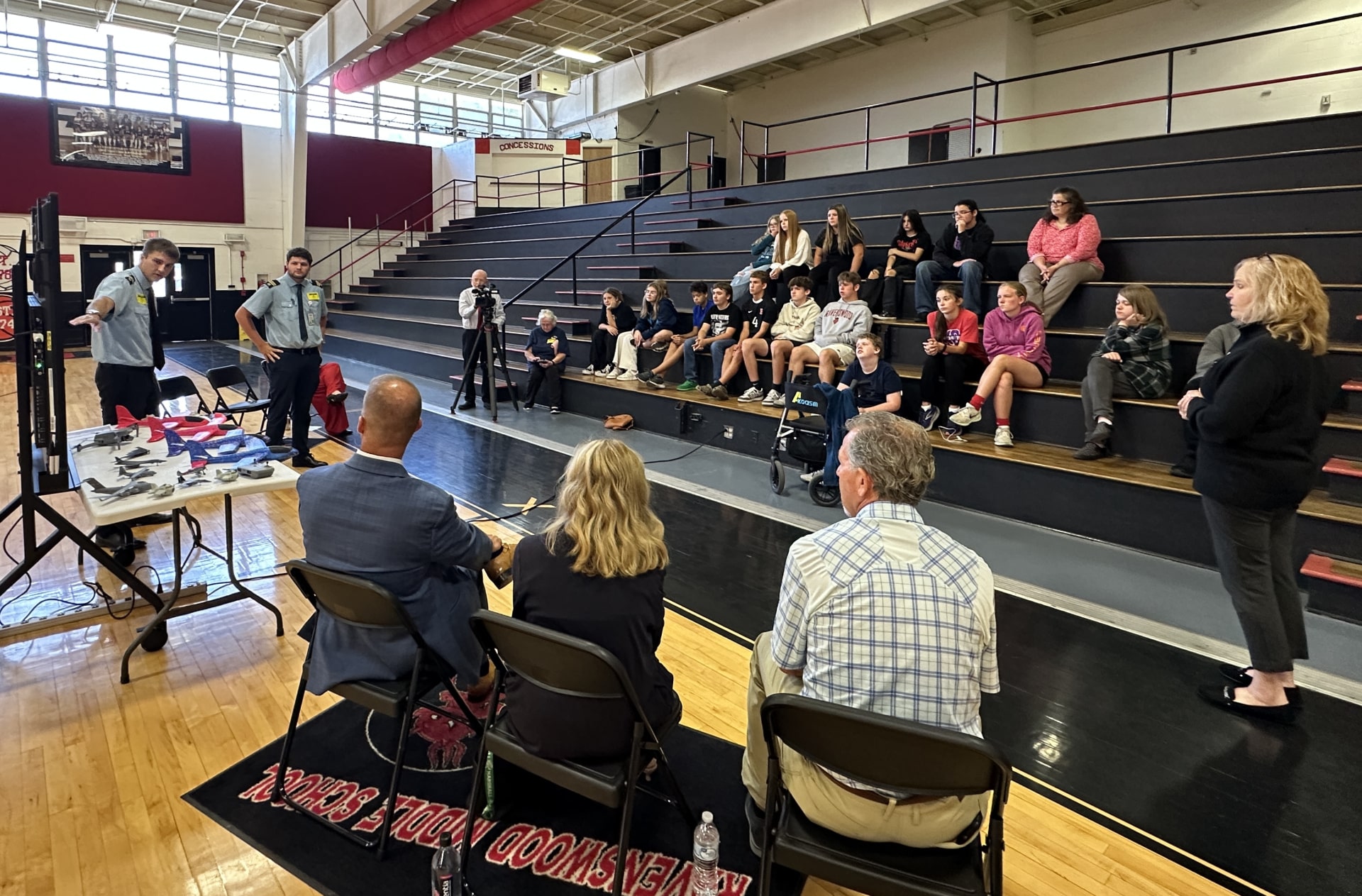 New Aviation Program Takes off at Ravenswood Middle School